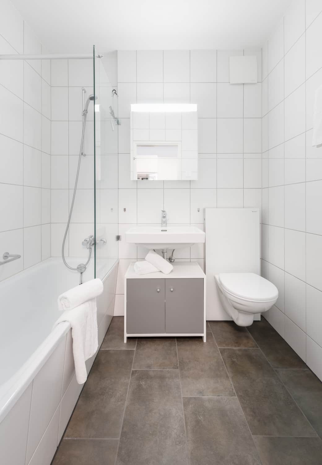 Badezimmer mit Badewanne Badezimmer mit Badewanne