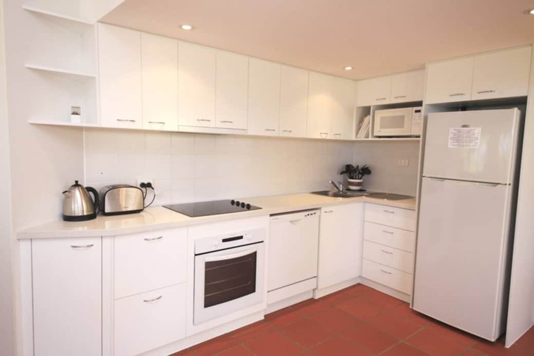 Beaches No 4 - Well equipped kitchen Beaches No 4 - Well equipped kitchen