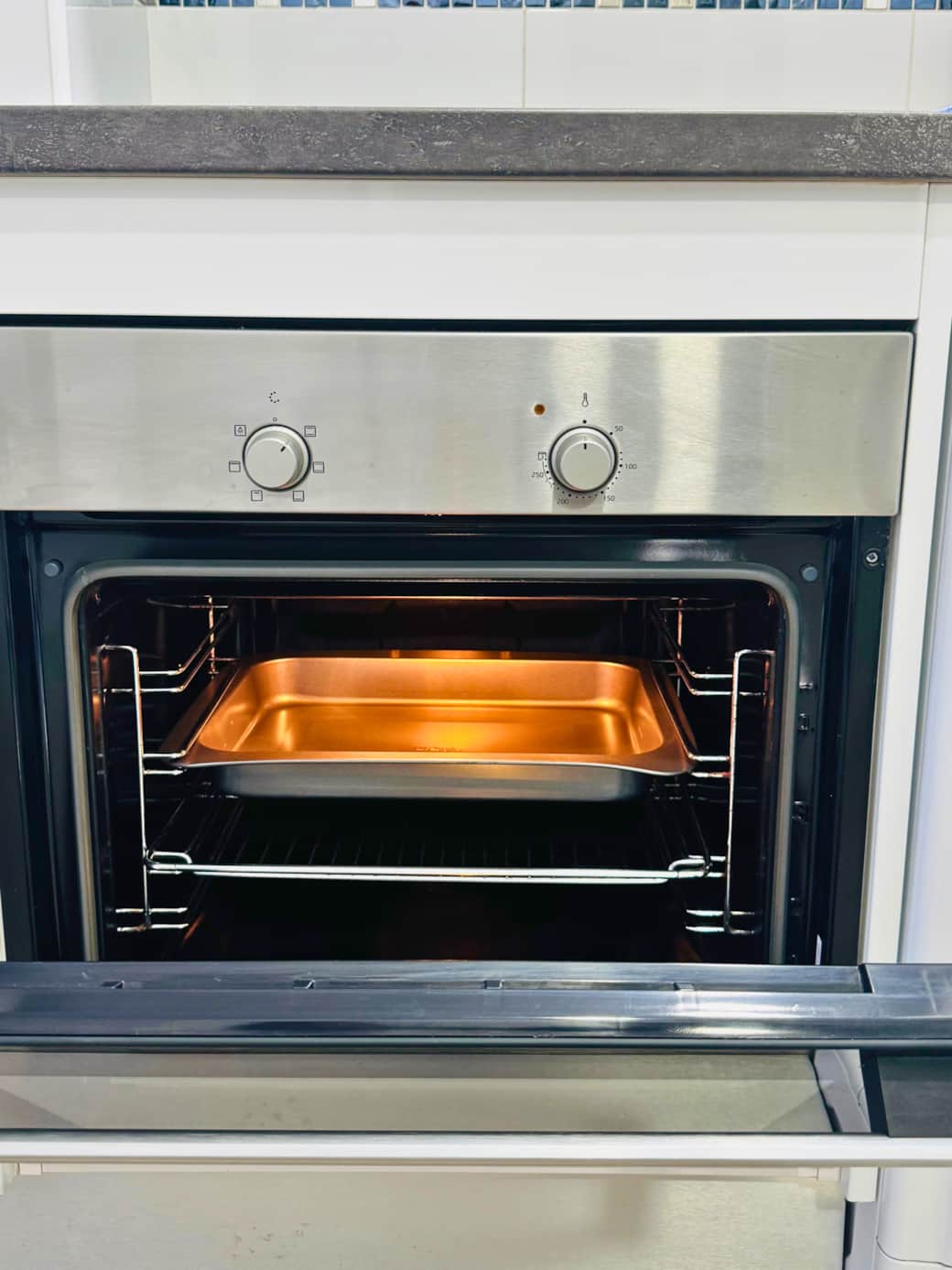 74c1bebd 61f9 41d7 8794 94b41d38392b