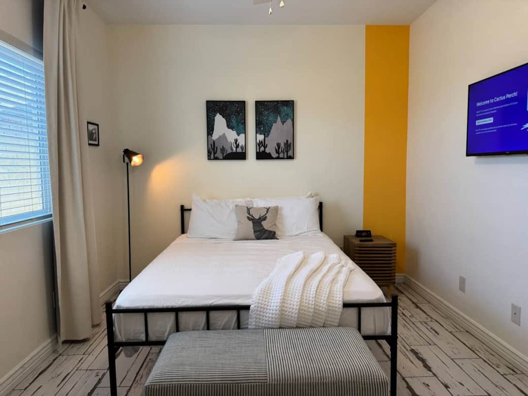 Queen bed perfect for a couple or kids