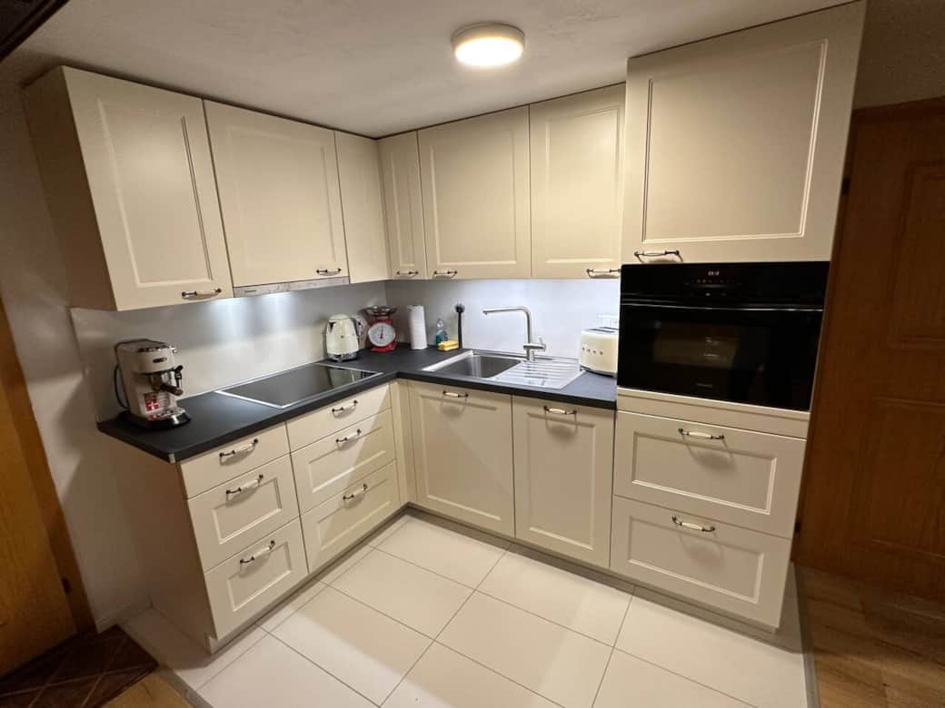 Modern and Equipped with a Dishwasher and Modern Oven and Induction Stove Modern and Equipped with a Dishwasher and Modern Oven and Induction Stove