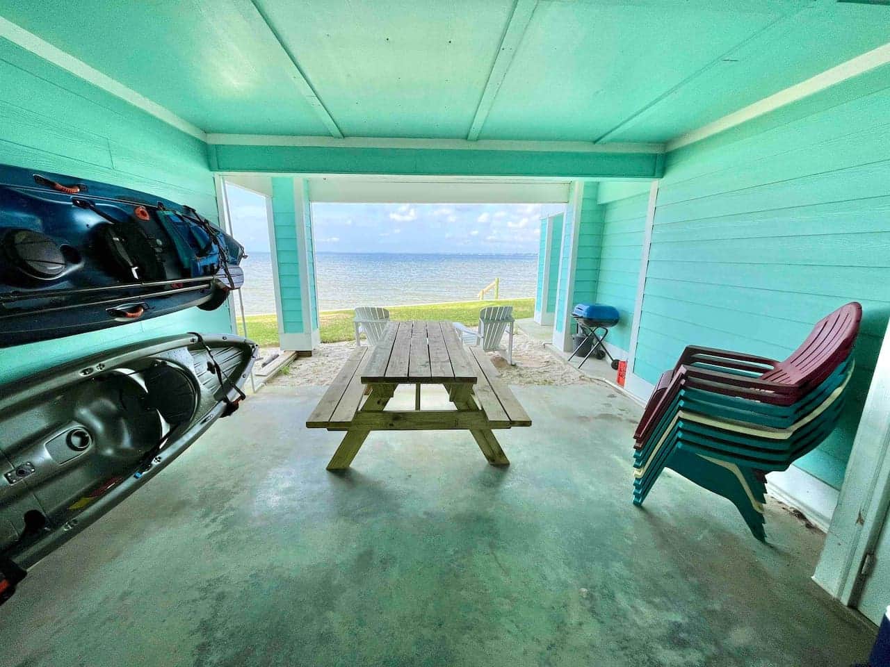 Picnic table, Bay Paradise, Innerarity Townhomes, Perdido Key FL