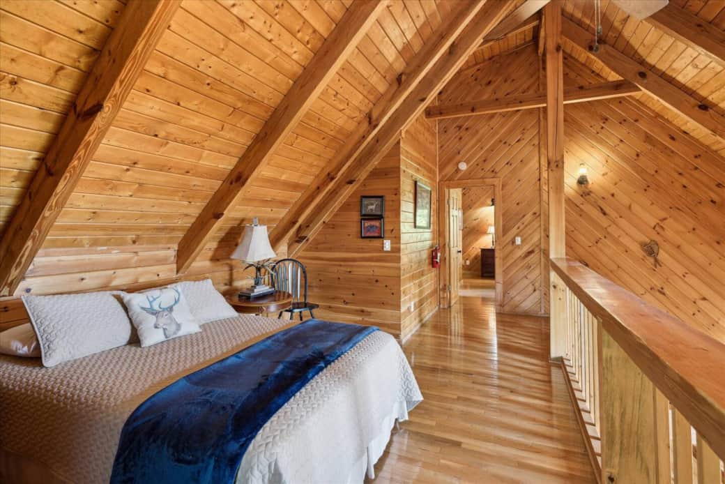 5th Bedroom Open Loft
