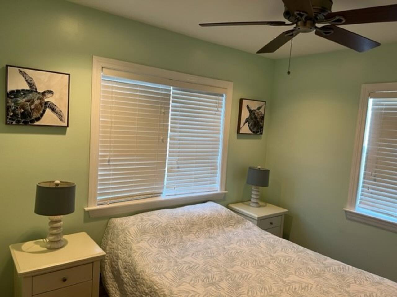 3 Bedroom-Steps Away from Beach! photo 7