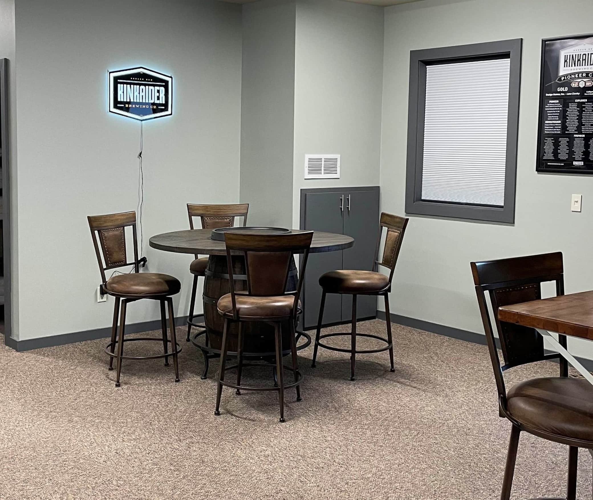 Dining Table Seats 6