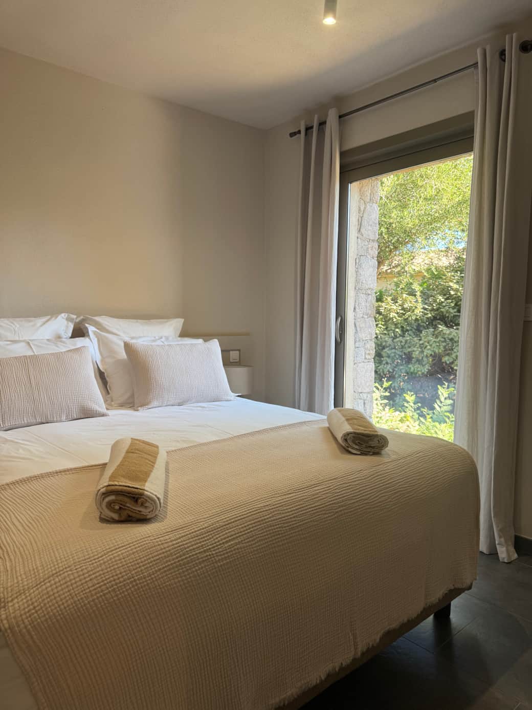 VILLA 5 - CHAMBRE 01 