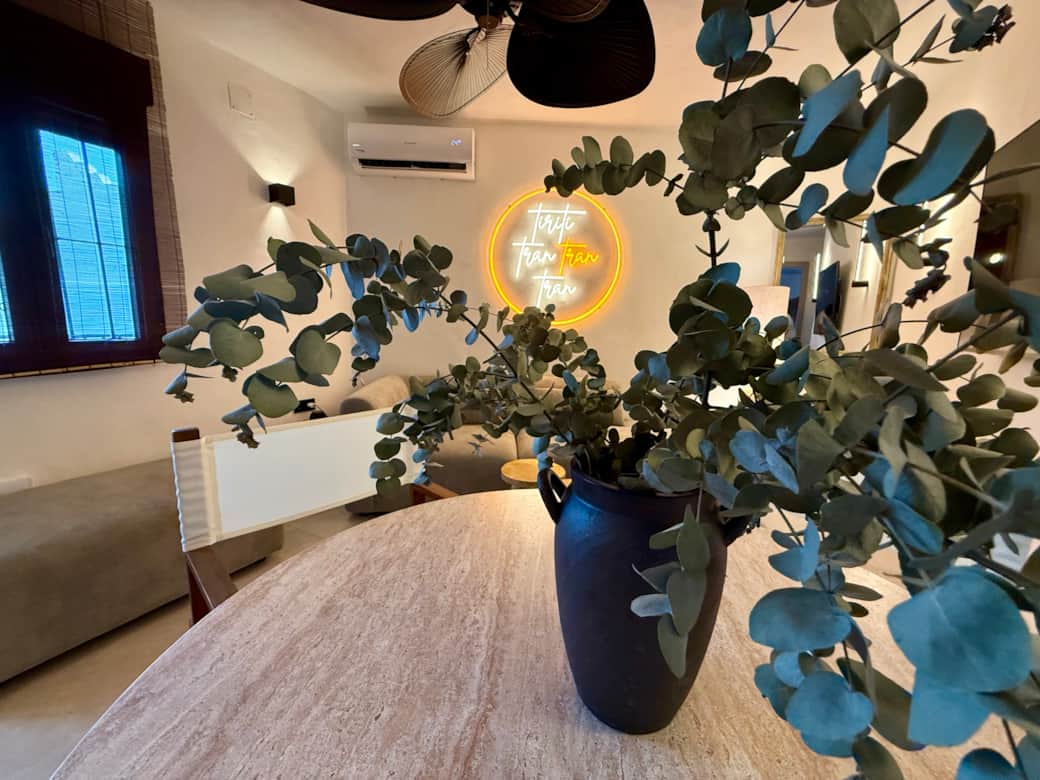 Detalle flores apartamento zahara