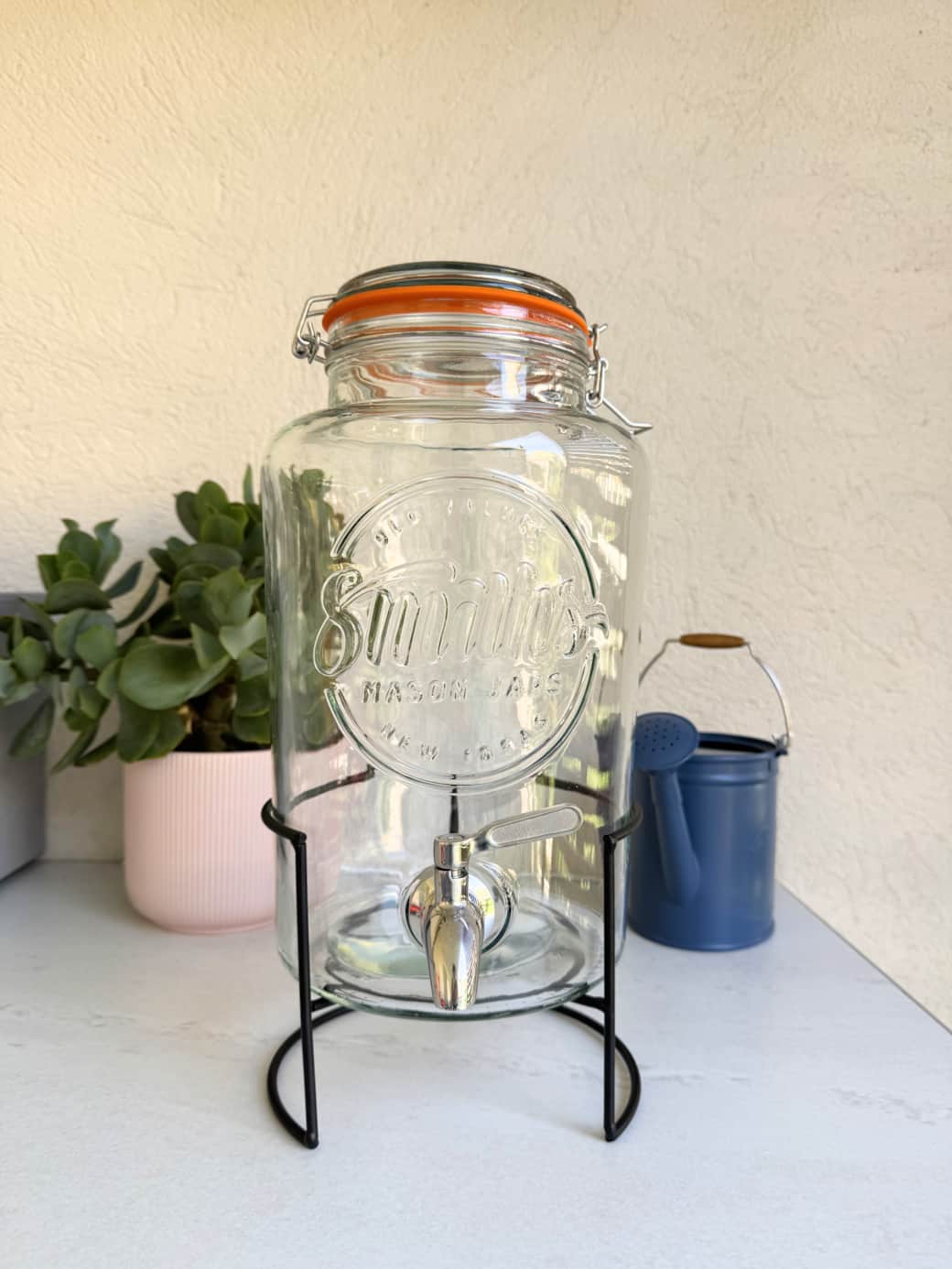 Beverage dispenser