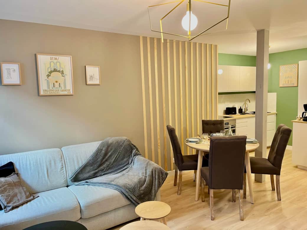 L'appartement Le Petit Jacques Logement à Reims par La Conciergerie Des Sacres