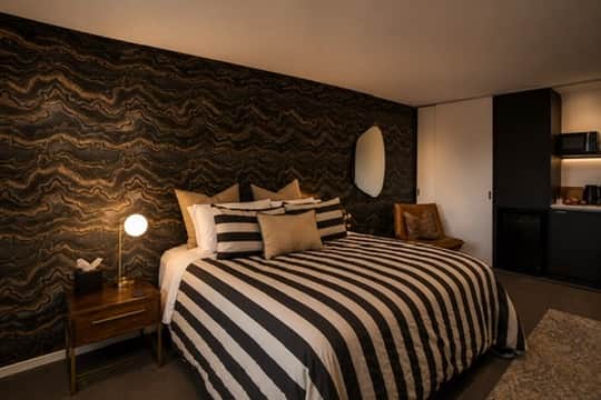 A calm, welcoming space designed with comfort and aesthetics in mind.