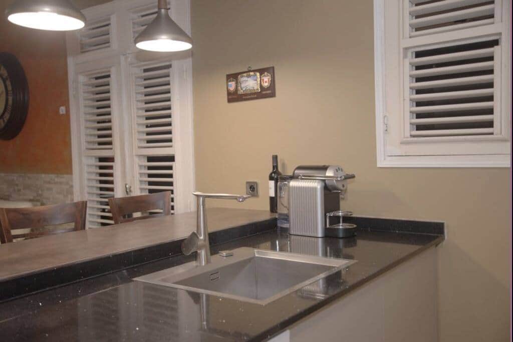 cuisine/bar