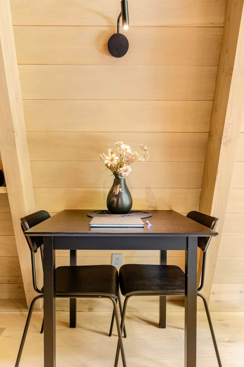 4550aecd e99b 4376 8899 211b6700fb47 4550aecd e99b 4376 8899 211b6700fb47