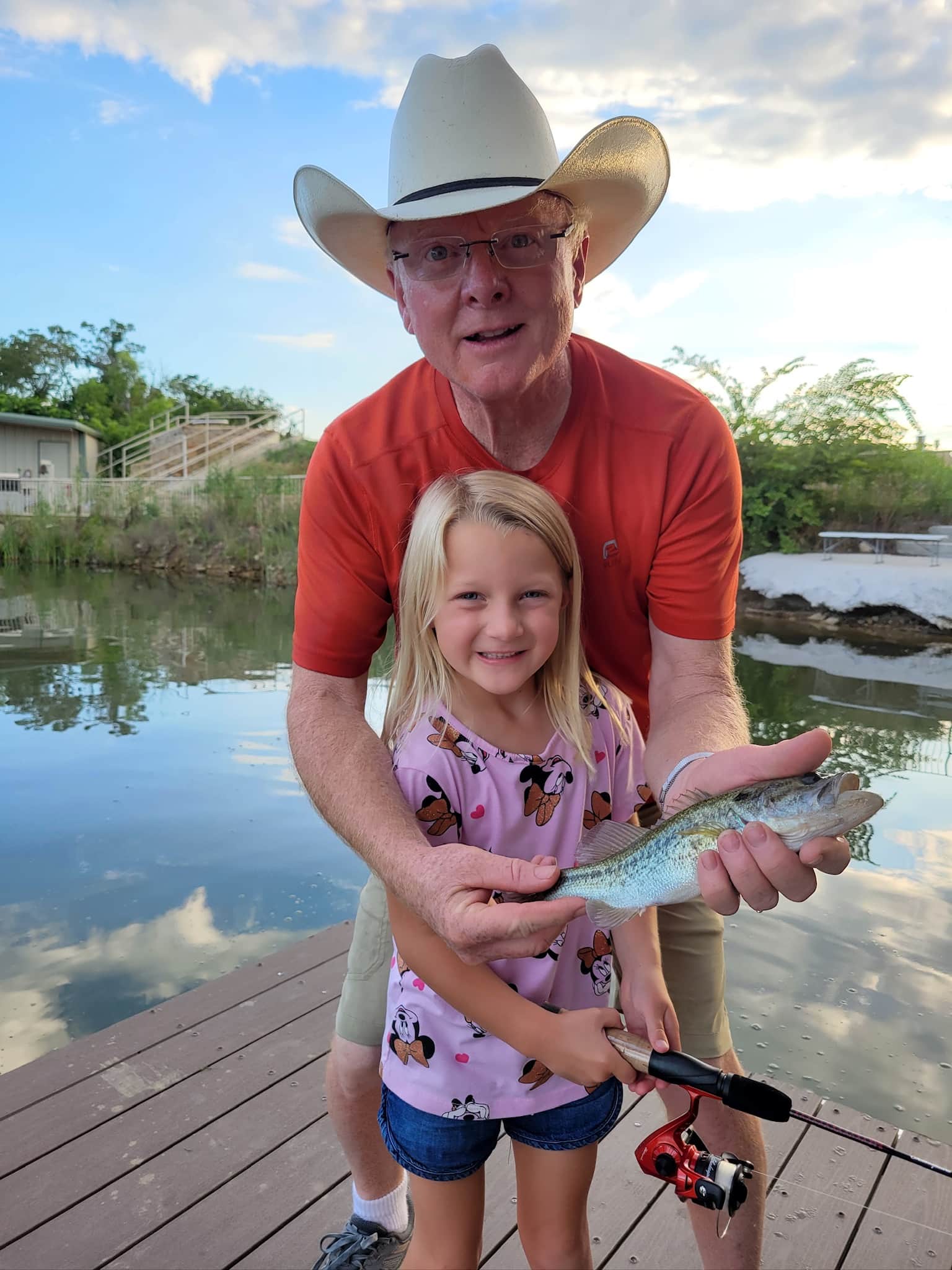 Texas Family Reunions Lake Godstone Fishing 9.JPG