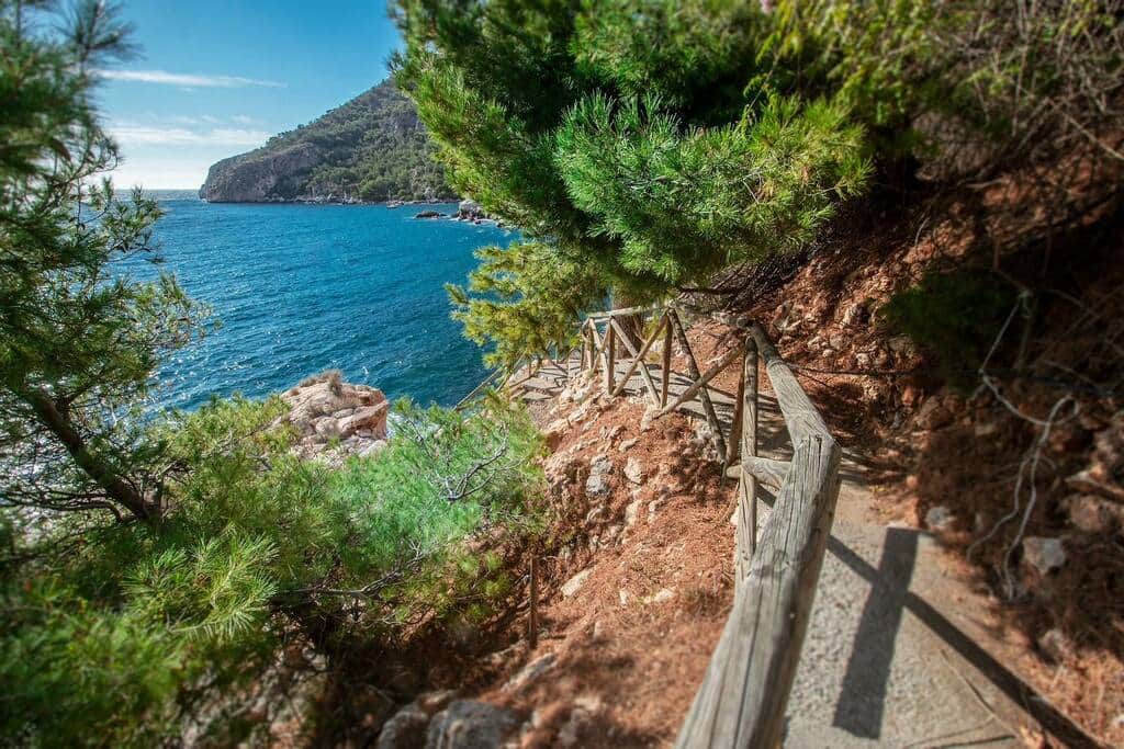 Acces to private beach