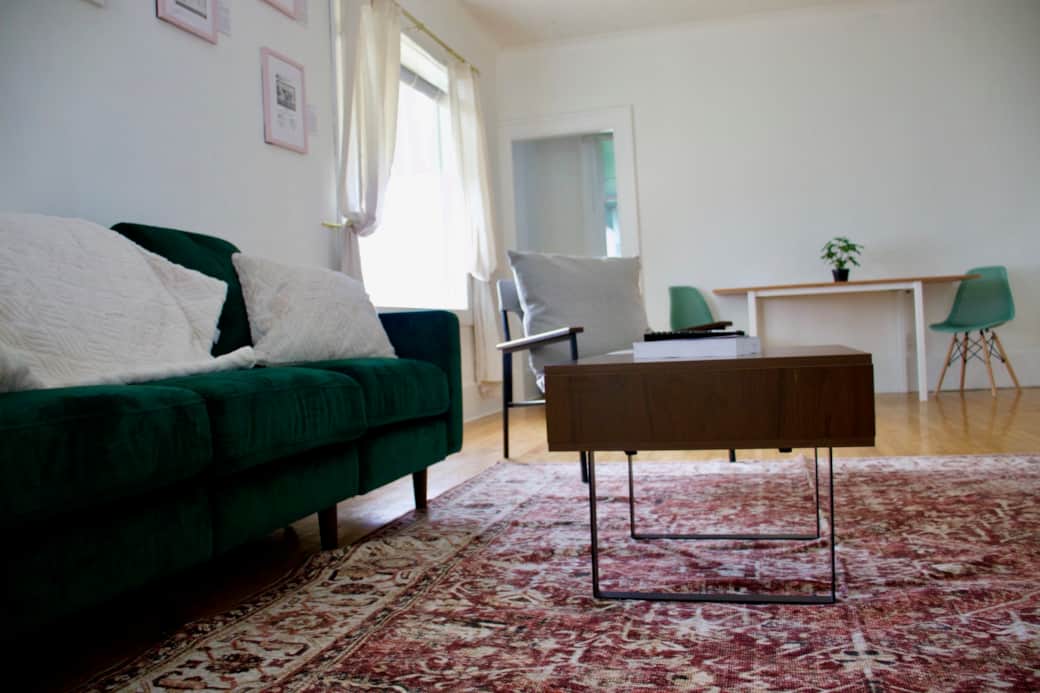 Living/dining area