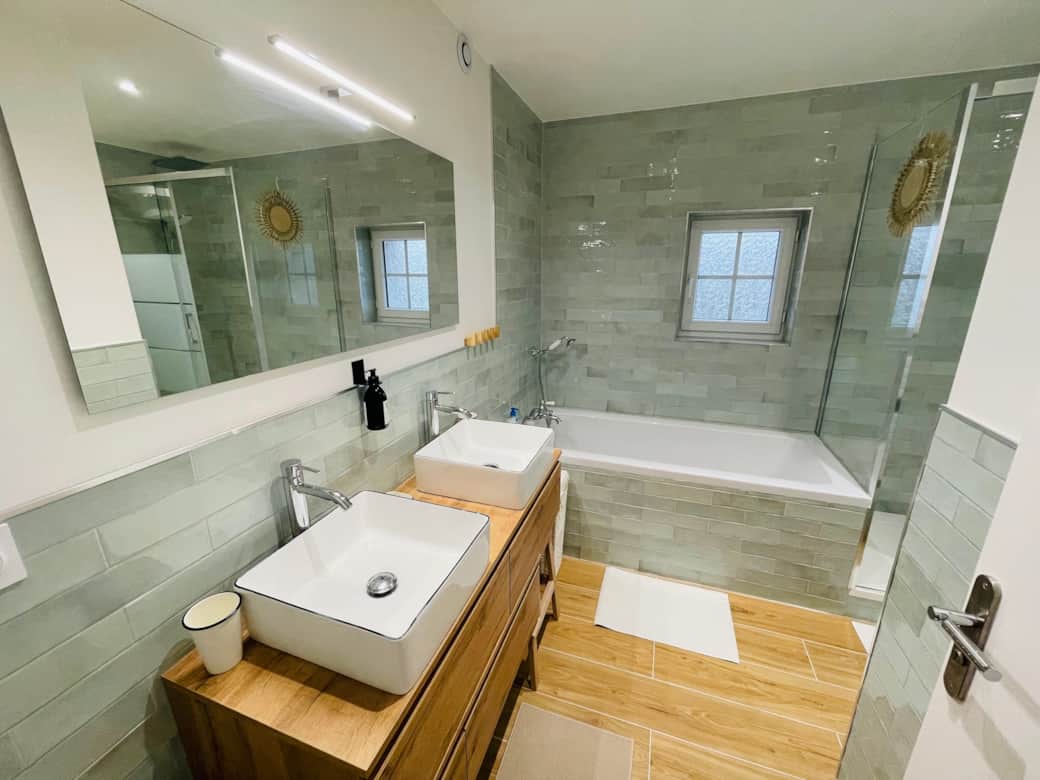 Demeure Normande Bleue SDB 1er Baignoire Demeure Normande Bleue SDB 1er Baignoire