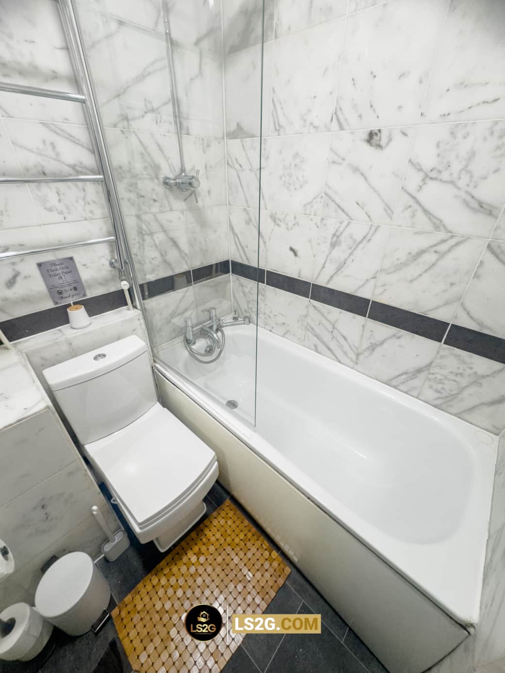 Bathroom at LS2G STAYS Bathroom at LS2G STAYS