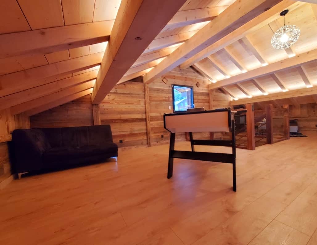 La mezzanine et le baby foot