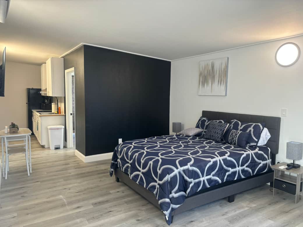 Modern Studio for Rent in Lakeland