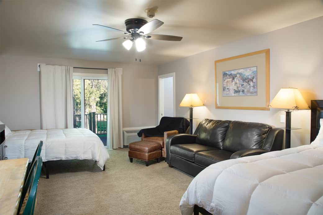 2 Queen bed and sofa bed