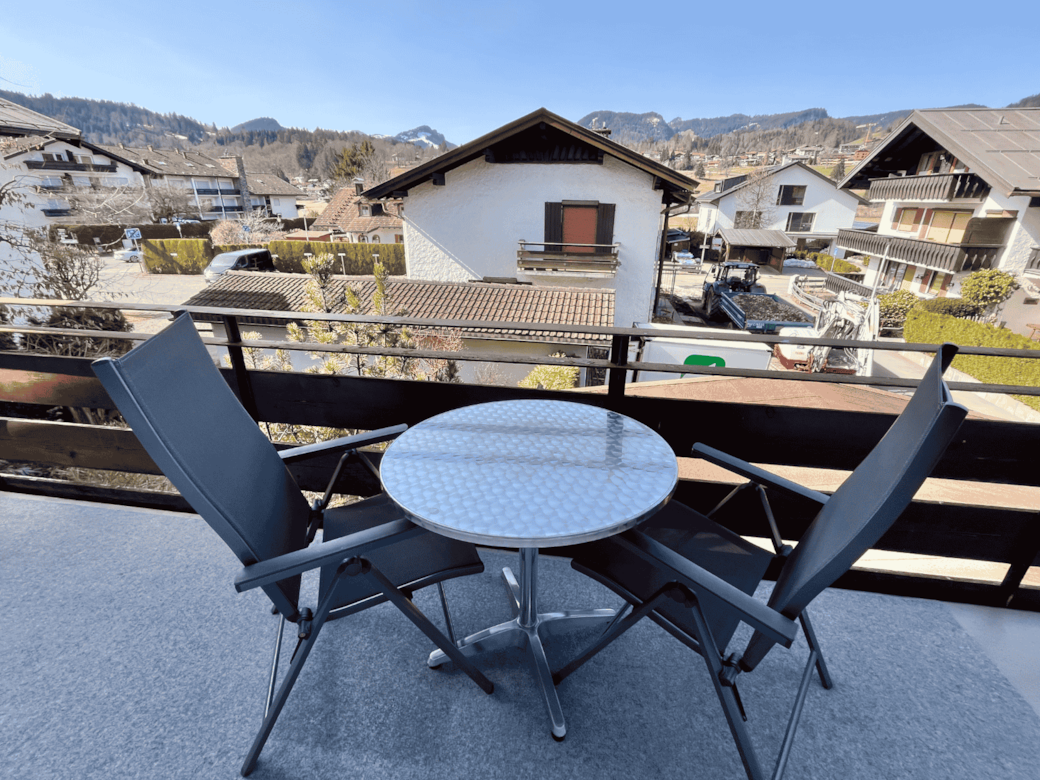 Enjoy the evening sun on the west-facing balcony.