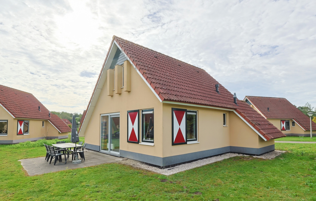 Rückseite des Hauses und Garten