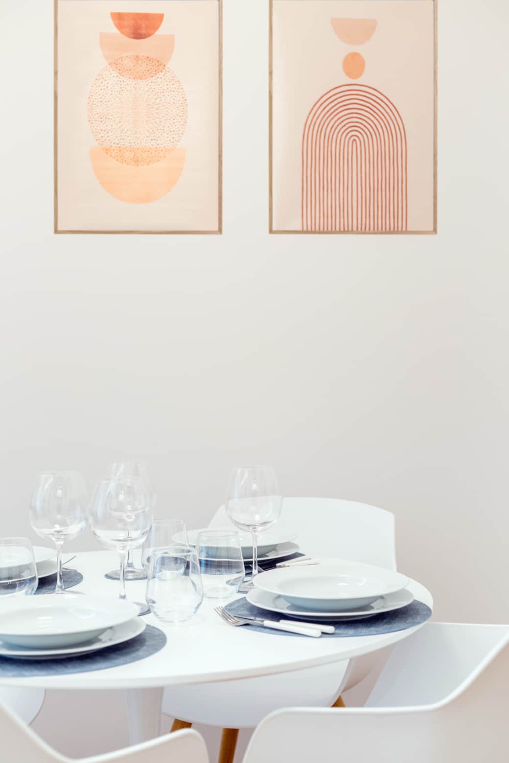 Dining Table details