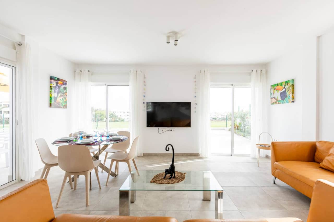 Living Room / Lounge