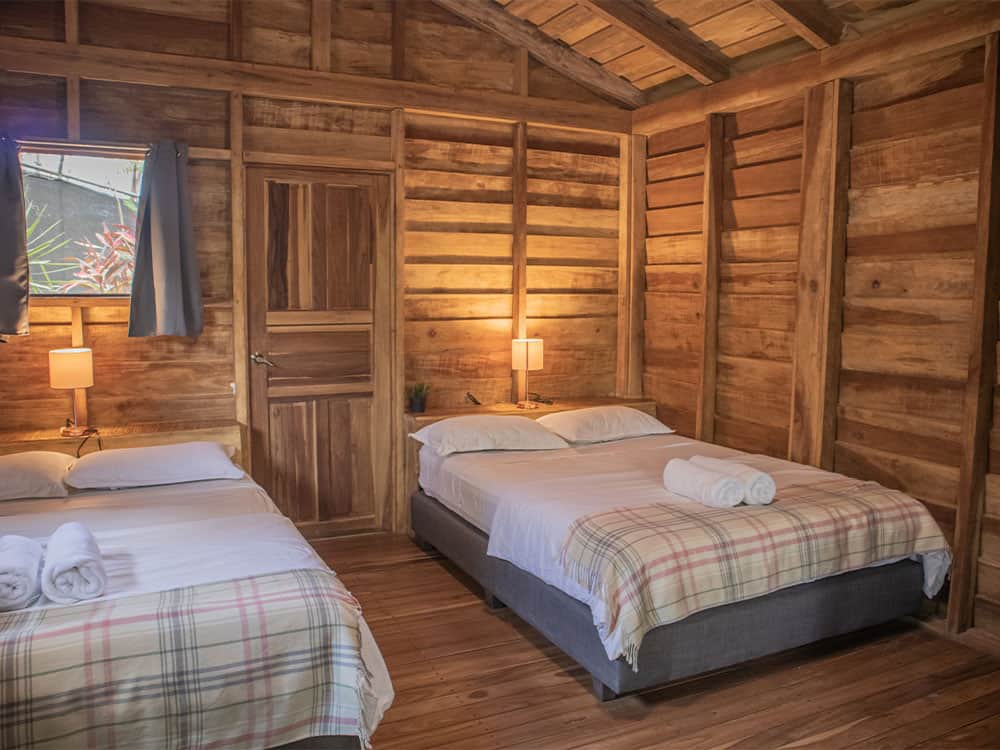 Hotel glamping flor y bambu log cabin baula 4