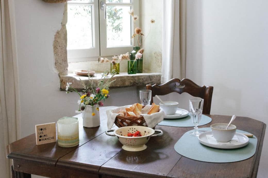 Breakfast table