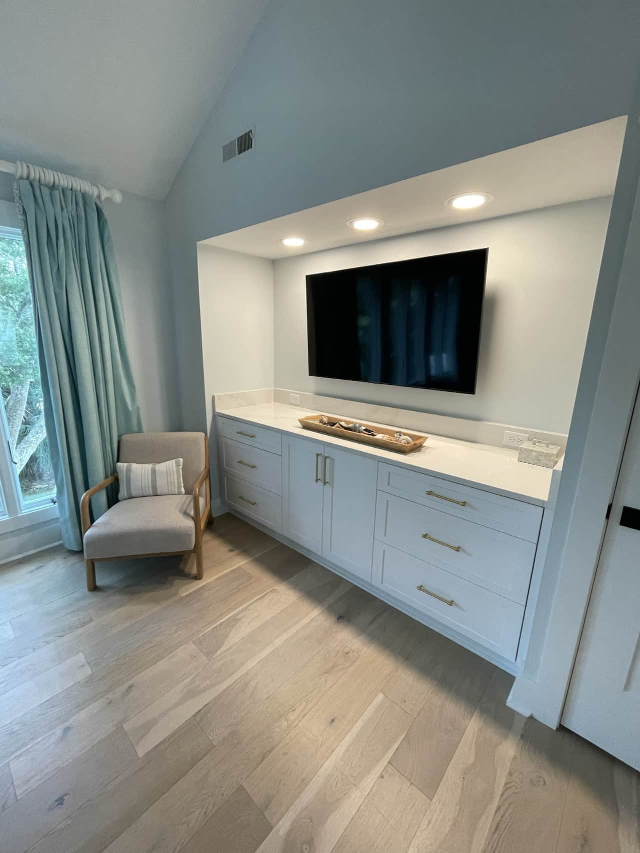 King Master Bedroom