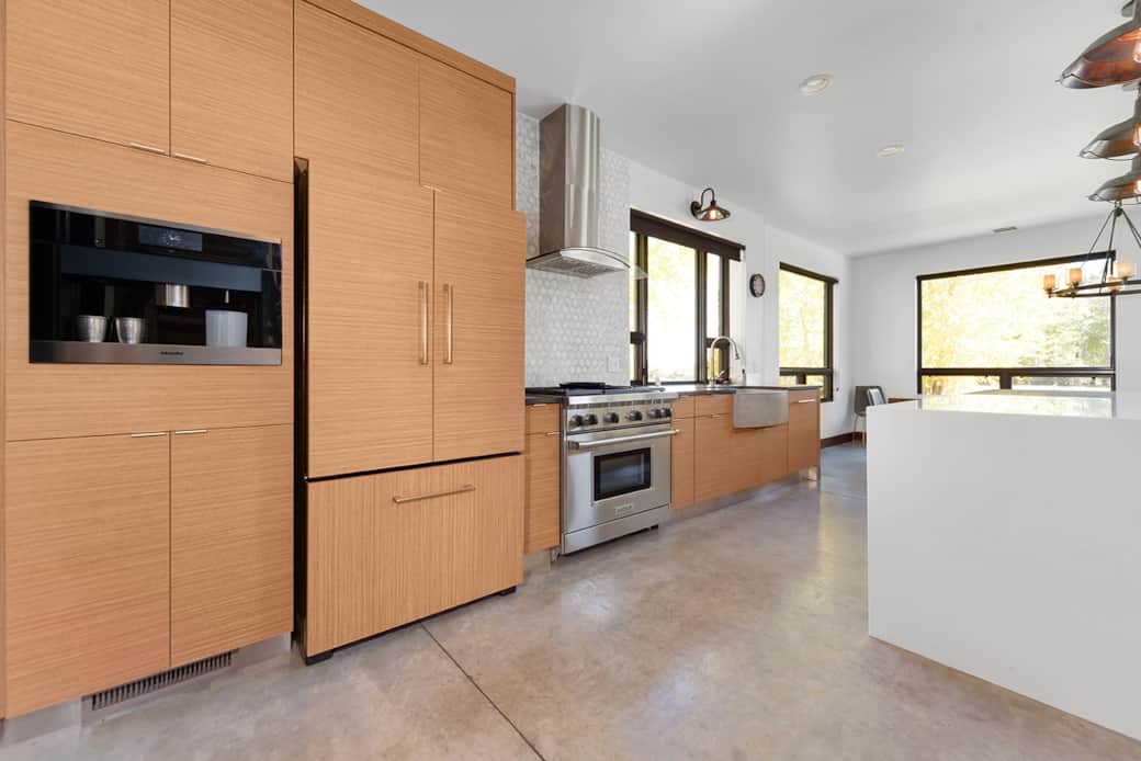 the chef in your group will appreciate this kitchen!