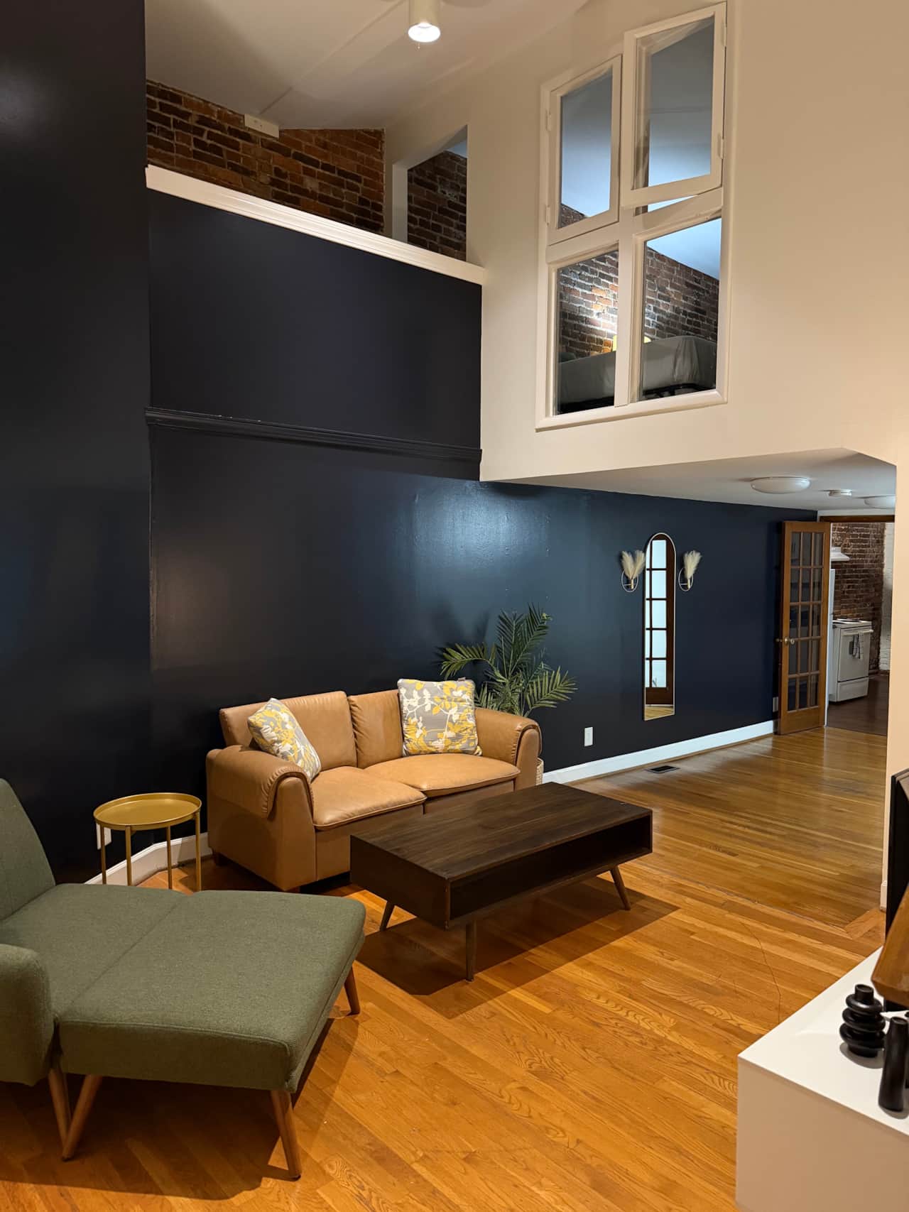 Living Area Unit 6