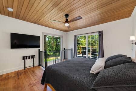 Room 4/Nehalem River Inn Room 4/Nehalem River Inn