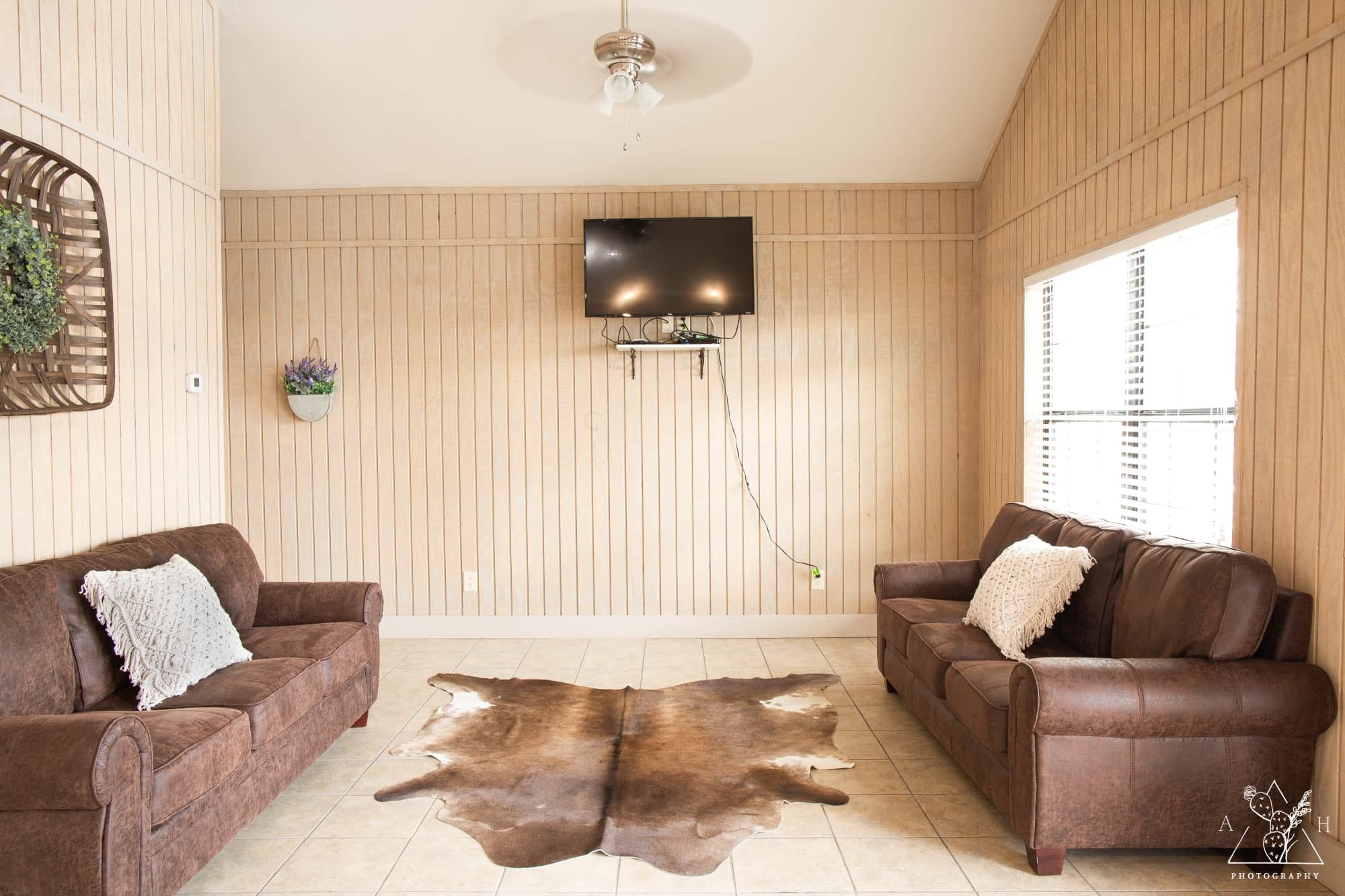 2 Bedroom Living Room