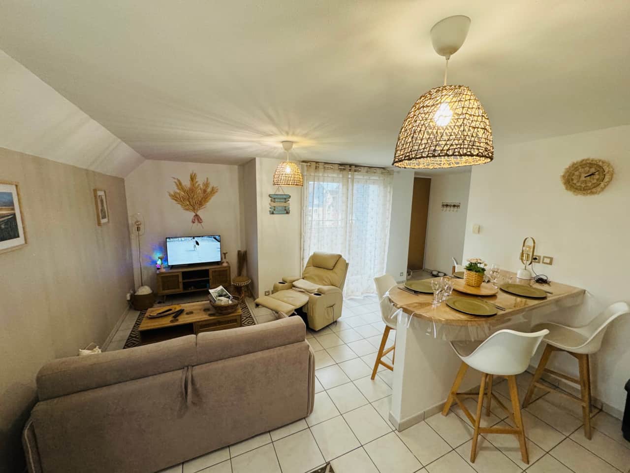 SALON SEJOUR