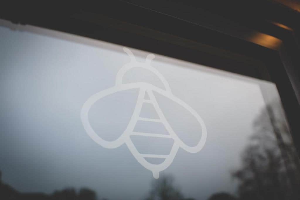 Bee - Garden Lodge