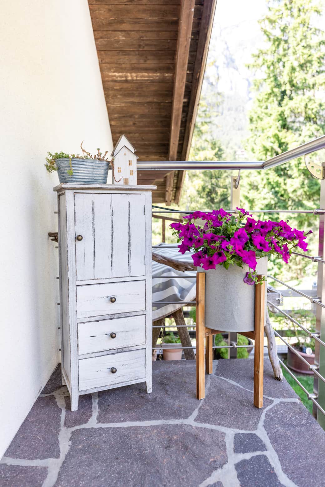 Outdoor decoration 21 52 Outdoor decoration 21 52