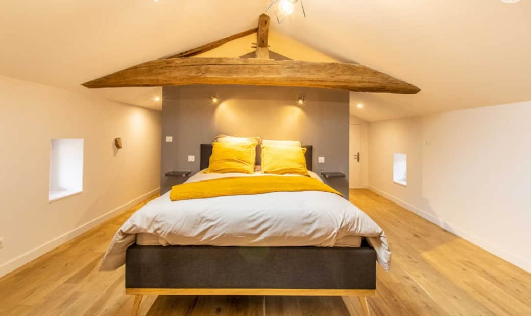 Suite parentale lit Gite Les Sarmentelles Peronne 71 Sud Bourgogne Suite parentale lit Gite Les Sarmentelles Peronne 71 Sud Bourgogne