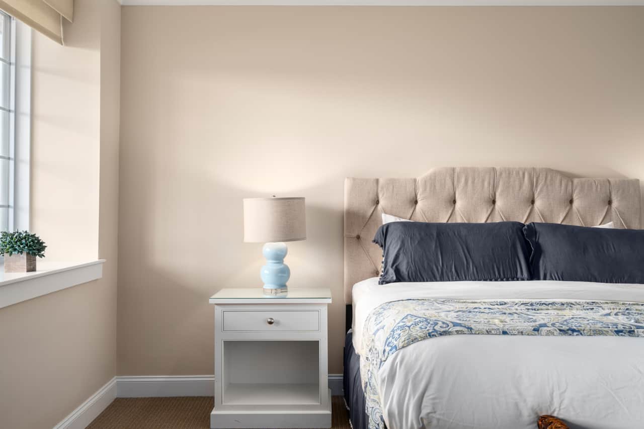 Large King room with clean linens, coffee provided, and dedicated workspace!