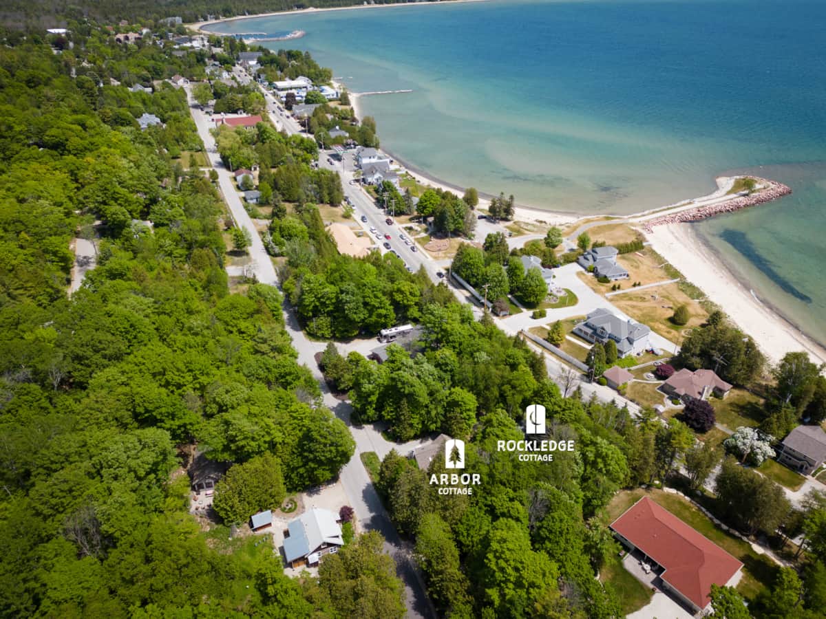 Baileys on the Rocks Vacation Rentals in Baileys Harbor