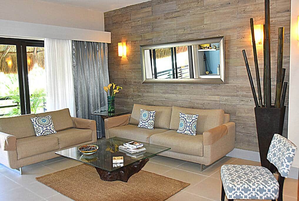 Spacious Living Room