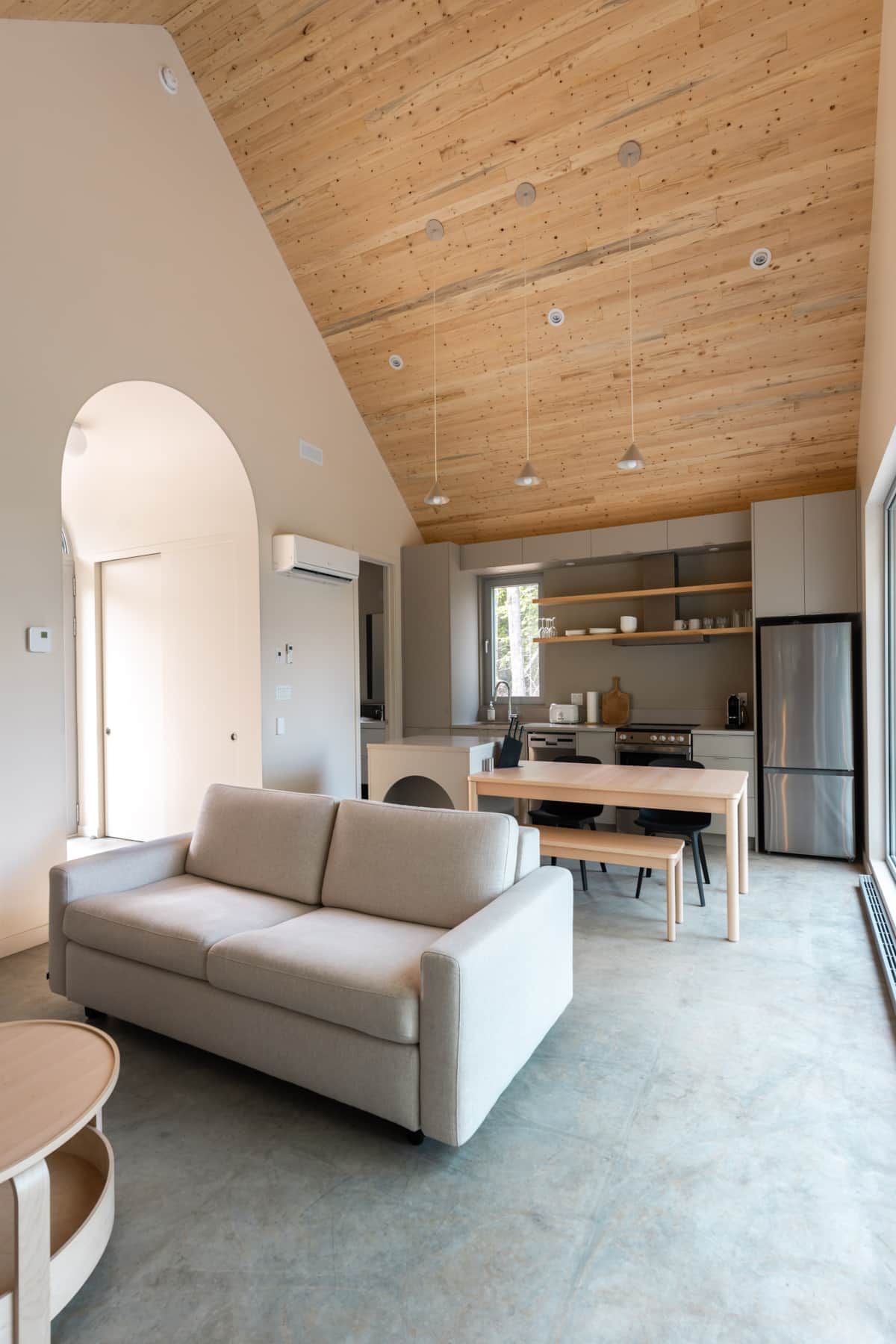 Salon et cuisine aire ouverte