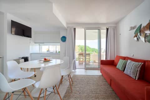 Seaview Apartment with Lovely Terrace in Beach Resort - Vacation Home in Tavira