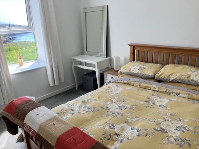 Hebviu Bedroom with a view