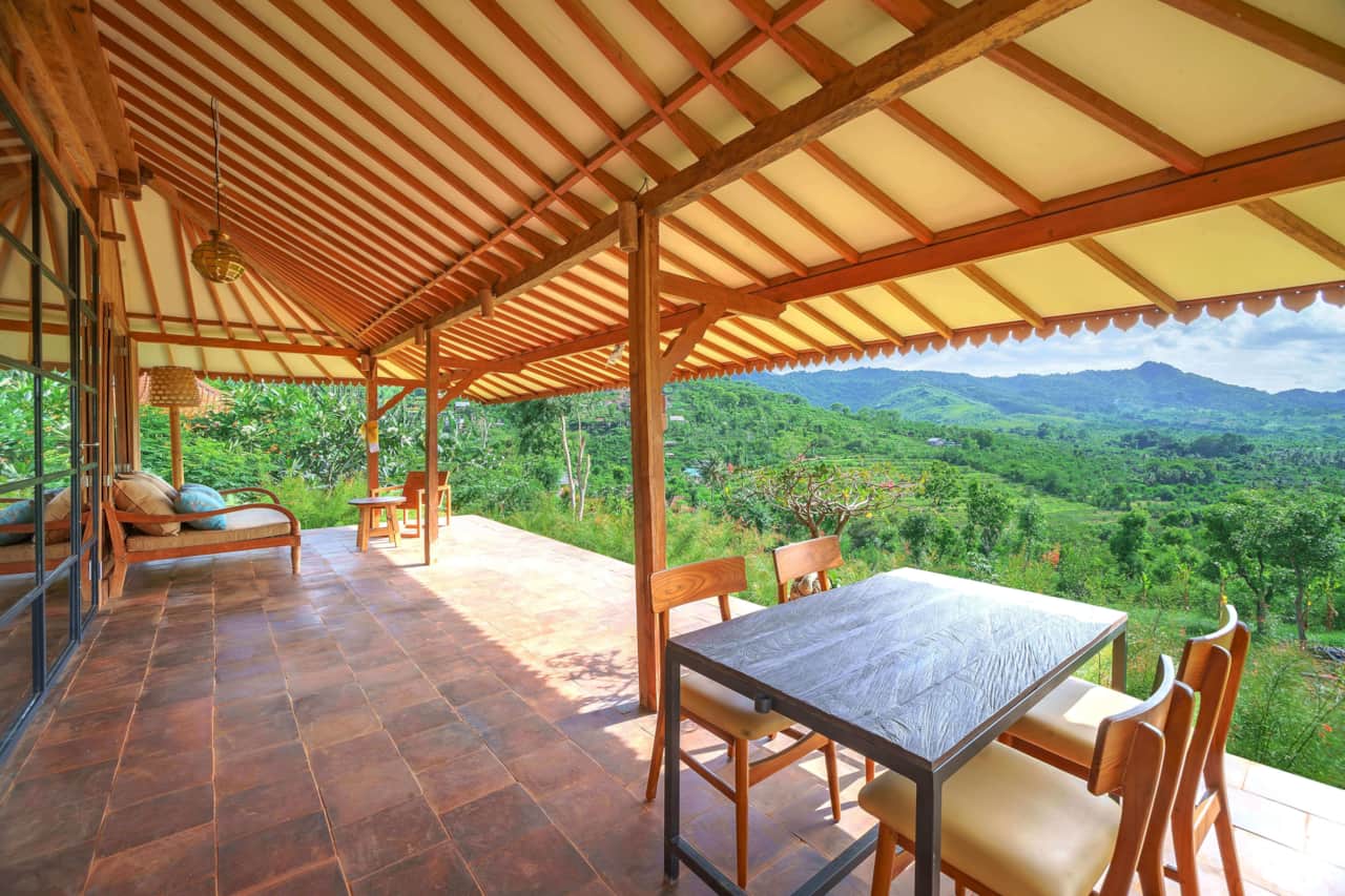 Cempaka Joglo Sumberkima Hill retreat 