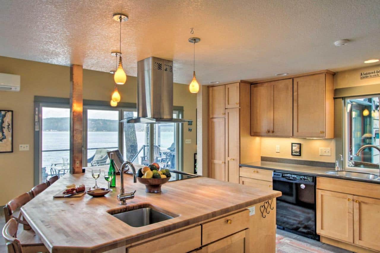 Kitchen looking onto the deck