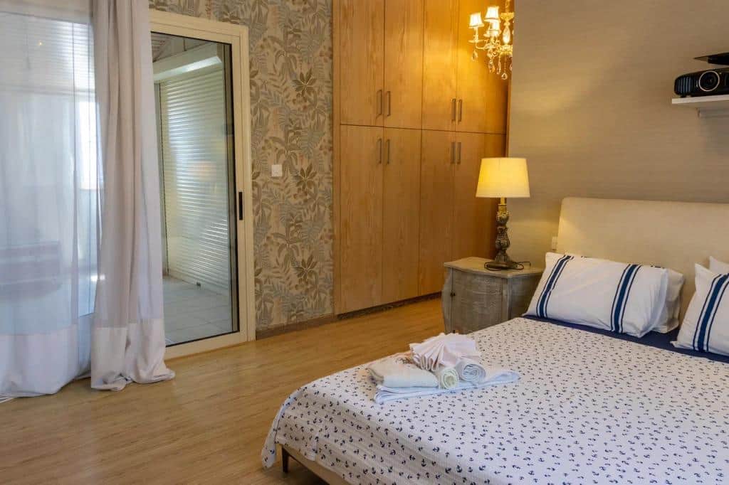 Bedroom (4)
