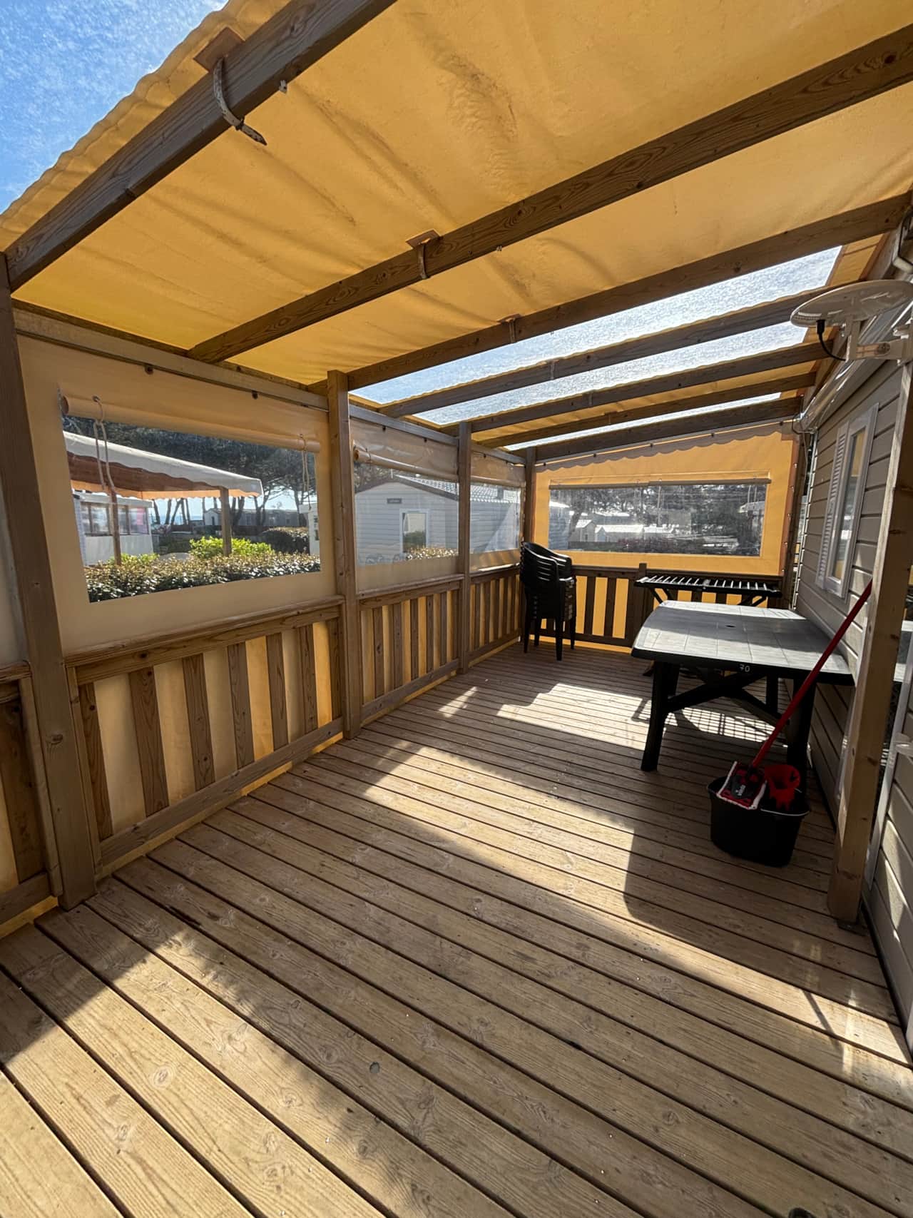 Grande terrasse aménagée