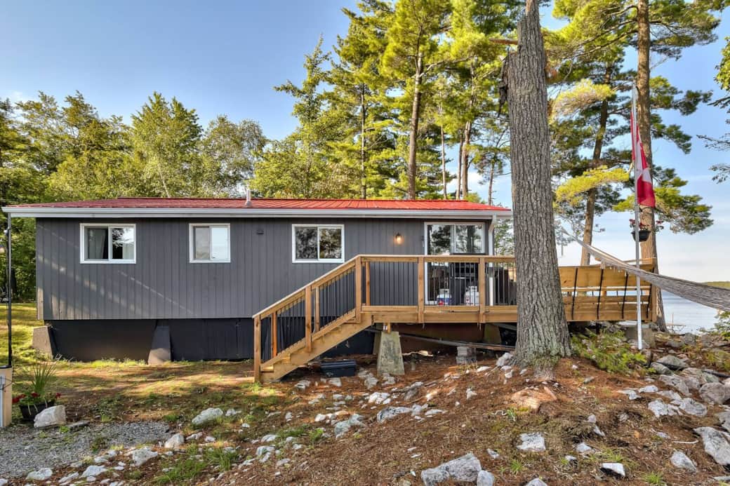 Side Cottage
